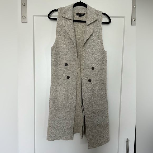 Love Tree Jackets & Blazers - Love Tree Sweater Vest